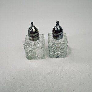 Vintage 1950's Leonard Japan Crystal Cut Glass Miniature Salt and Pepper Shakers